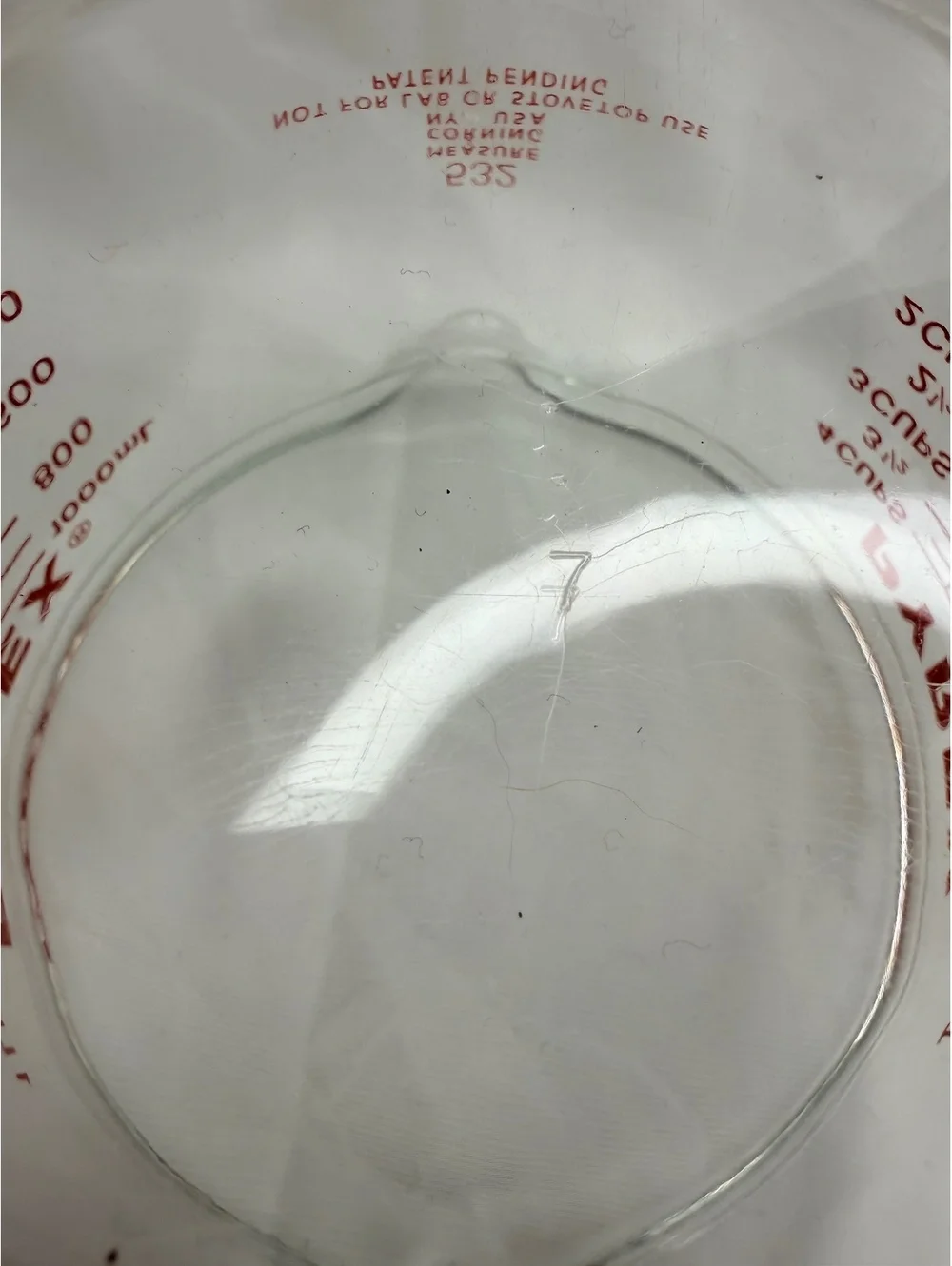 Vintage PYREX 532 4 Cup Measuring Cup Vintage Red Letters Capital T